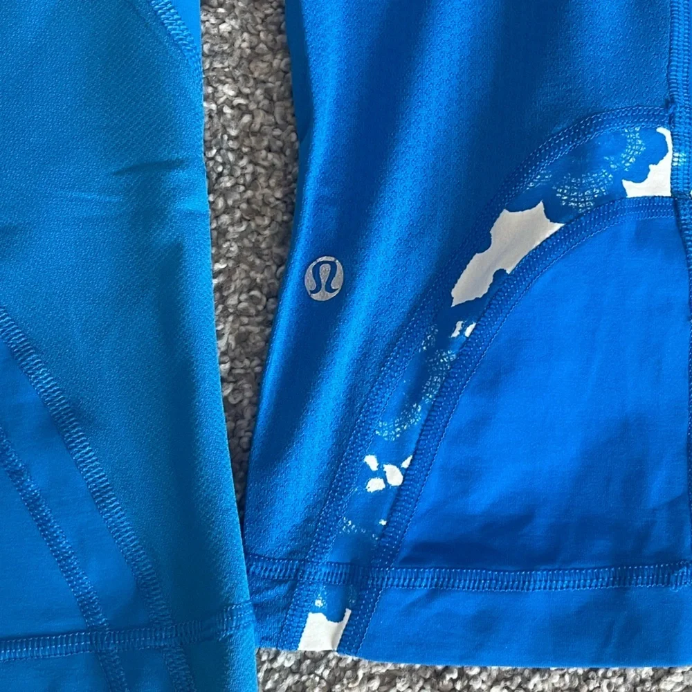 lululemon athletica Bright Blue Capri Leggings Set of 2 Sz 6 EUC - Picture 7 of 8